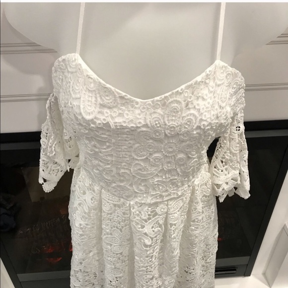 BOHO Hi-Low White Lace Dress - Picture 3 of 4